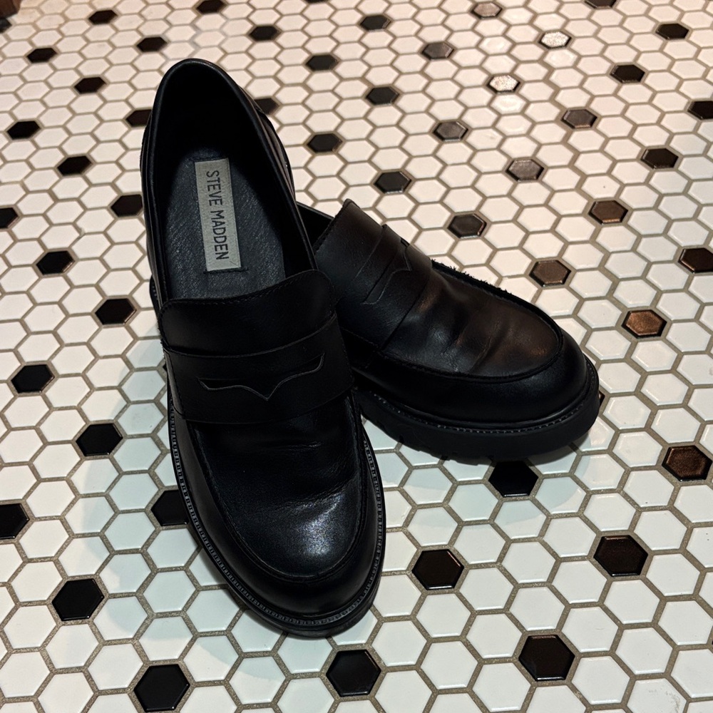 Steve Madden Black Penny Loafers